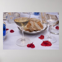 Italiaanse tabel: Brood, wijn en Bougainvillea Pet