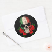Italiaanse vlag schedel met rode rozen ronde sticker (Envelop)