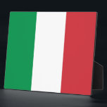 Italiaanse vlaggenPlaque Fotoplaat<br><div class="desc">Verfraai uw inrichting met onze voorname plaquette met de vlag van Italië! Deze plaquette, vervaardigd met nauwgezette aandacht voor detail, is meer dan alleen een decoratief stuk; het is een viering van het Italiaanse erfgoed en de nationale trots. Het gedurfde ontwerp toont met trots de iconische elementen van de Italiaanse...</div>