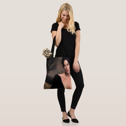 Italian Fall tote bag (Op model)