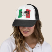 Italianen doen het beter door de  vrachtwagenchauf trucker pet (In situ)