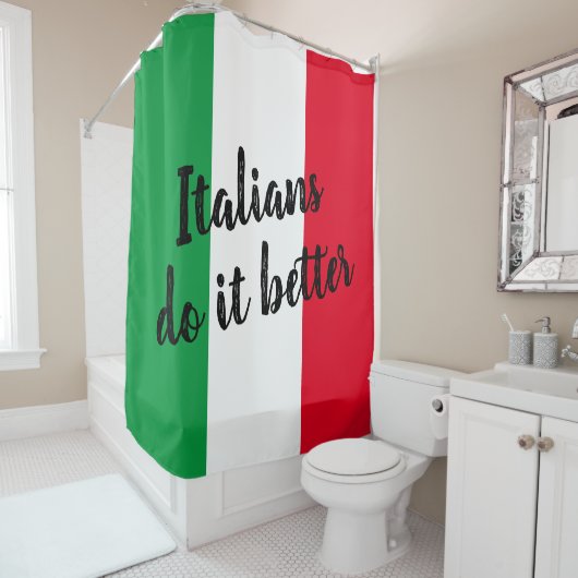 Italianen doen het beter met een vreemde vlag in I Douchegordijn (In situ)