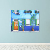 Italië, Burano. Een kleurrijk huis in Burano nabij Canvas Afdruk (Insitu (Houten vloer))