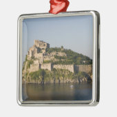 ITALIË, Campanië, de baai van Napels), ISCHIA, 2 Metalen Ornament (Links)
