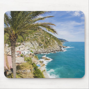 Italië, Cinque Terre, Vernazza, Stad aan de hellin Muismat