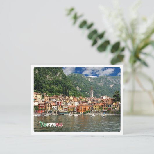 Italië - Como-meer - Varenna - Briefkaart (Staand voorkant)