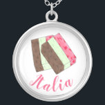 ITALIË Italië Italiaans voedselspumoni Ice Cream G Zilver Vergulden Ketting<br><div class="desc">Illustratie is een heerlijk Italiaans spumoni gelato dessert met lagen kersen, munt en chocolade-ijs, en stukjes kersen, vruchten en noten. Ideaal voor je favoriete ijsje, liefhebber van de maffia, of liefhebber van de Italiaanse voedselklassiekers! Dit Italiaanse voedselontwerp is ook beschikbaar op andere producten. Er zijn ook veel andere zelfgemaakte illustraties...</div>