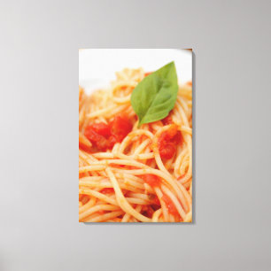 Italië, Orta, Lago d'Orta, spaghetti met tomaat Canvas Afdruk