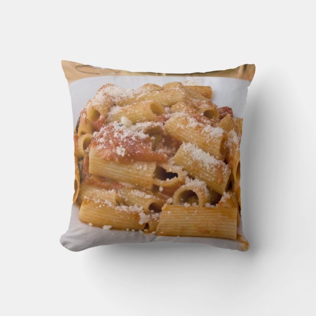 Italië, Positano. Displayplaat van rigatoni Kussen (Voorkant)