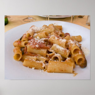 Italië, Positano. Displayplaat van rigatoni. Poster