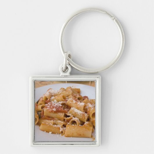 Italië, Positano. Displayplaat van rigatoni. Sleutelhanger (Voorkant)