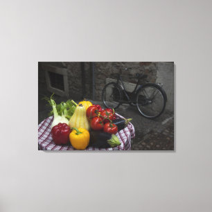 Italië, provincie Brescia, Gargnano. Tafel met Canvas Afdruk