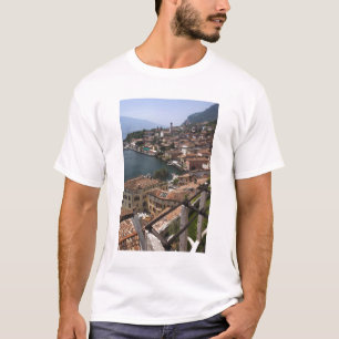 Italië, provincie Brescia, Limone sul Garda. Plaat T-shirt