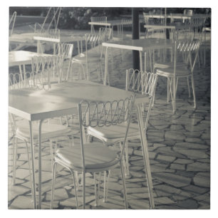 Italië, provincie Brescia, Sirmione. Cafe aan het Tegeltje
