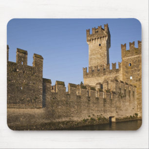 Italië, provincie Brescia, Sirmione. Castello Muismat