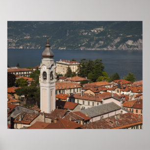 Italië, Provincie Como, Menaggio. Gezicht op stad Poster