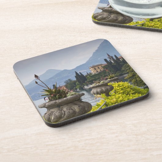 Italië, provincie Lecco, Varenna. Villa Monastero, Bier Onderzetter (Linkerzijde)