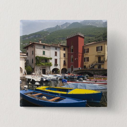 Italië, provincie Verona, Malcesine. Cassone 2 Vierkante Button 5,1 Cm (Voorkant)