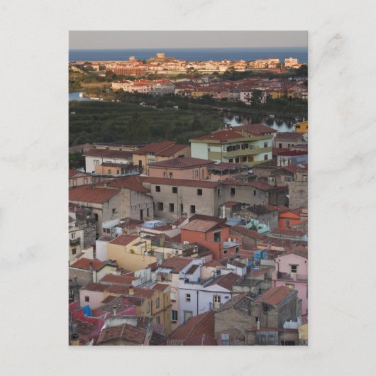 Italië, Sardinië, Bosa. Gezicht op stad vanaf Cast Briefkaart (Voorkant)