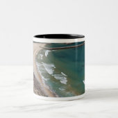 Italië, Sardinië, Buggerru. Buggerru-strand en Tweekleurige Koffiemok (Center)