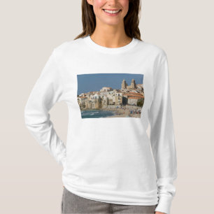 Italië, Sicilië, Cefalu, Stadsgezicht met Duomo va T-shirt