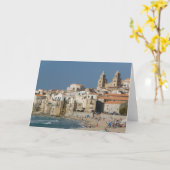 Italië, Sicilië, Cefalu, Uitzicht met Duomo uit Kaart (Gele Bloem)