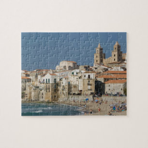 Italië, Sicilië, Cefalu, Uitzicht met Duomo uit Legpuzzel