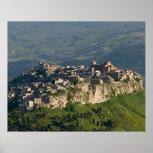 Italië, Sicilië, Enna, Calascibetta, ochtendbeeld Poster