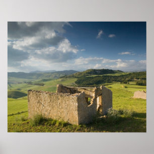 Italië, Sicilië, Enna, Pergusa, oude boerderij Poster