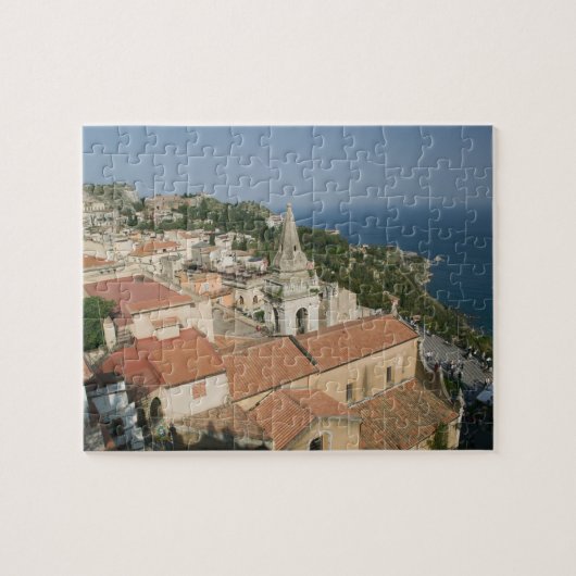 ITALIË, Sicilië, TAORMINA: Uitzicht naar Piazza IX Legpuzzel (Horizontaal)