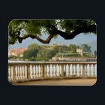 Italië, Stresa, Maggiore-meer, Isola Bella Magneet<br><div class="desc">COPYRIGHT Lisa S. Engelbrecht / DanitaDelimont.com | EU16 LEN0154.jpg | Italië, Stresa, Maggiore-meer, Isola Bella</div>