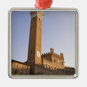 Italië, Toscane, Siena. Torre del Mangia op Metalen Ornament