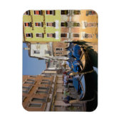 Italië, Venetië, gondels langs het kanaal Magneet (Verticaal)