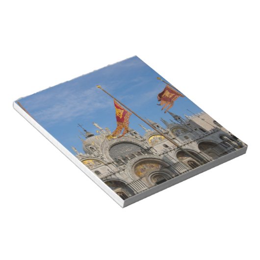 Italië, Venetië, St. Mark's Basilica in St. Mark's Notitieblok (Schuin)