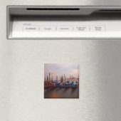 Italië, Venetië. Verankerde gondela's bij schemerl Magneet (Insitu (Vaatwasser))