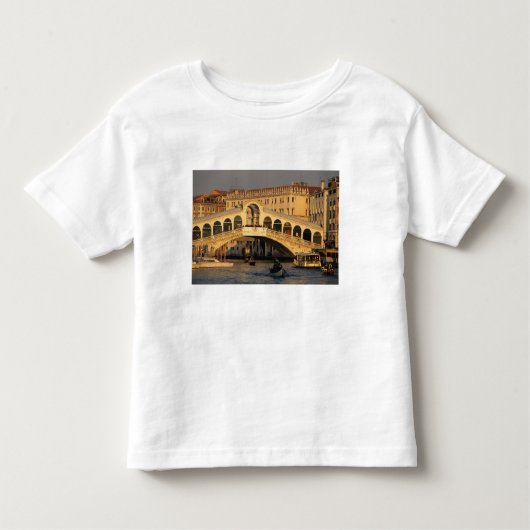 Italië, Veneto, Venetië, Canal Grande en Rialto Kinder Shirts (Voorkant)