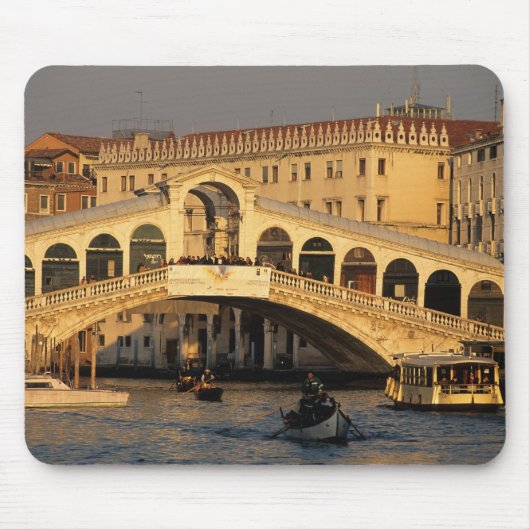 Italië, Veneto, Venetië, Canal Grande en Rialto Muismat (Voorkant)