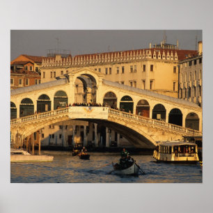 Italië, Veneto, Venetië, Canal Grande en Rialto Poster