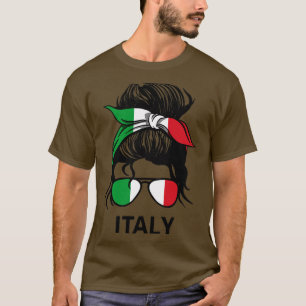 Italië Vlag Italiaanse Vrouw Met Messy Bun I T-shirt