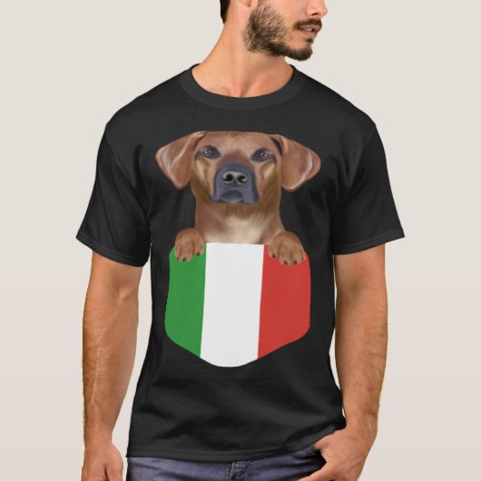 Italy Flag Rhodesian Ridgeback Dog In Pocket T-shirt (Voorkant)