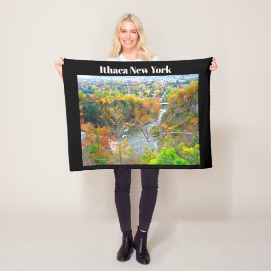 ITHACA NEW YORK KLOOF FLEECE DEKEN (In situ)