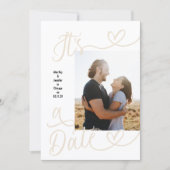 It's A Date | 4 Photo | Calligraphy Wedding Save The Date (Voorkant)
