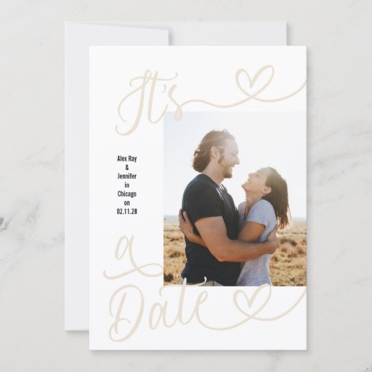 It's A Date | 4 Photo | Calligraphy Wedding Save The Date (Voorkant)