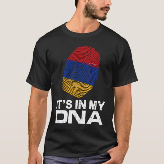 IT'S MY DNA IN flag national pride fingerprint Arm T-shirt (Voorkant)