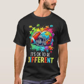 It's Ok To Be Different Football Autism Awareness  T-shirt (Voorkant)