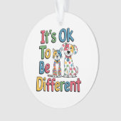 It's ok to be different ornament (voorkant)