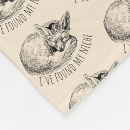 I've Found My Niche Cozy Napping Fox Fleece Deken