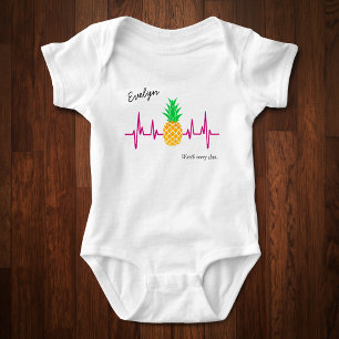 IVF Baby Ananas Hartslag met Naam v2 Romper