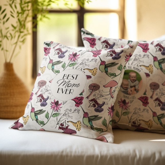 Ivoor Beste Mam Ooit Afbeelding Kolibrie Bloemen Kussen (Chic Best Mom Ever Hand-Drawn Hummingbird, Flowers & Mushrooms. Custom Photo & 2 Personalized Texts.)