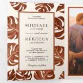 Ivoor en Terracotta Monstera laat foto bruiloft Drieluik Uitnodiging (Binnenzijde eerst)